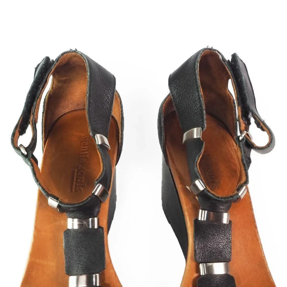 Gentle Souls by Kenneth Cole Hey Gabe‎ T-Strap Open Toe Wedge Black Women's 8.5M